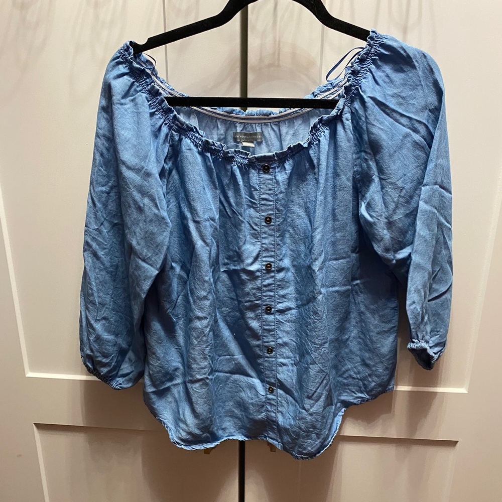 Off the shoulder chambray top